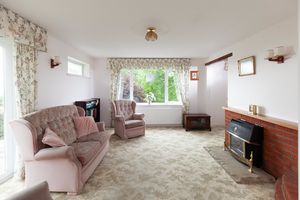 7 French Mill Rise_Sitting Room (1)- click for photo gallery